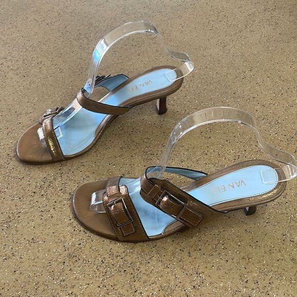 VANELi  Metallic Gold Leather Two Strap Kitten Heel Slide Mule Sandals sz 8 - Picture 1 of 14